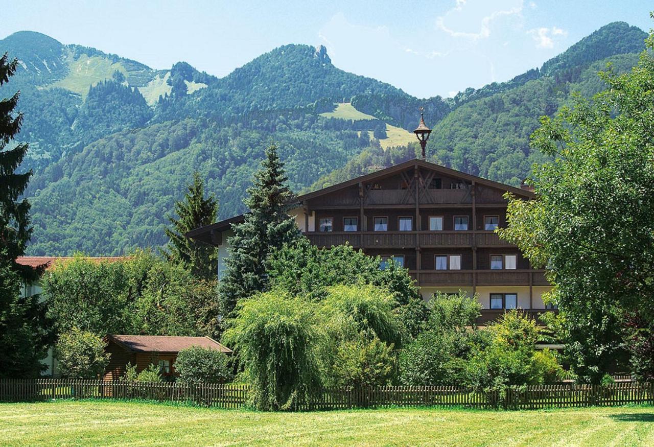 Hotel-Gasthof Sperrer グラッサウ エクステリア 写真